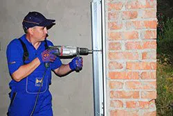 Exclusive Garage Door Service San Francisco, CA 415-858-6940 - installation-side